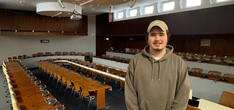 Mathis Nicoletto-Pairis : étudiant en sciences politiques, en immersion au sein de la délégation écologiste